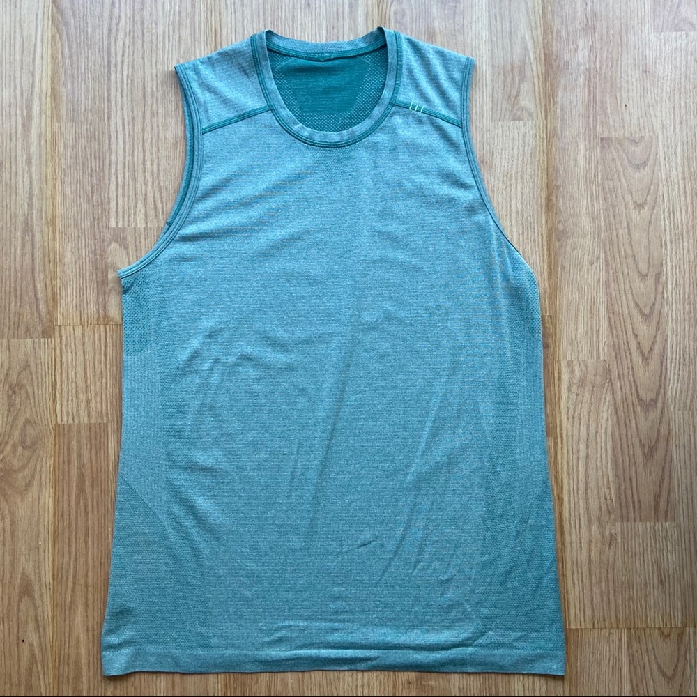 Lululemon Metal Vent Tech sleeveless tank